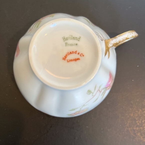 Rare Limoges French Cups and Saucers Set of 4  Baltimore Rose Pattern - Picture 10 of 12